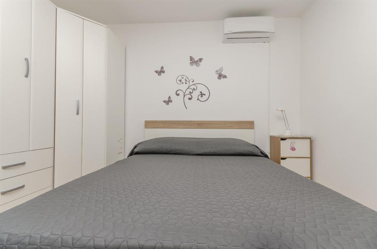 Apartments Anita Summer Vodice Eksteriør billede